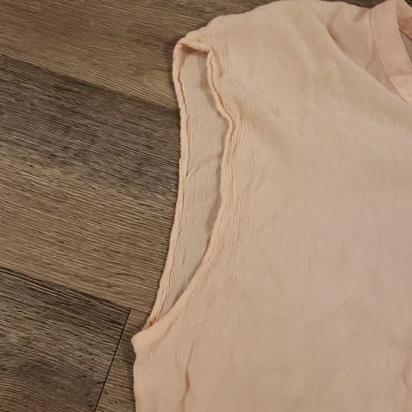 LC Lauren Conrad Dust Pink Lace Top - Picture 4 of 5